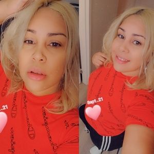 Meet your Posher, Julissa